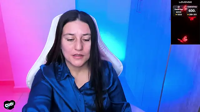 Saskyaa Live XXX Chat