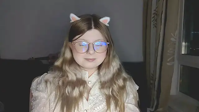 Chat +18 de YukiBlush ao vivo