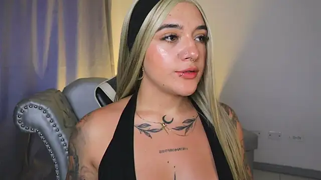 ashleyvalirya Live XXX-chat