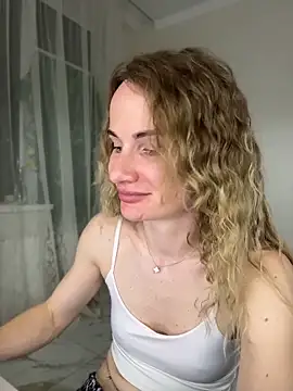 AinyrVixxen Chat XXX live