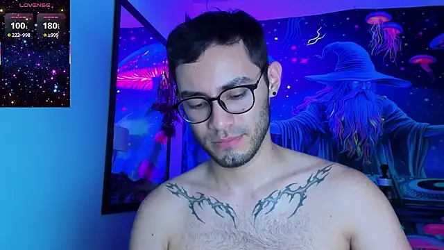 Show modela ALEX_XANDER_ na web-kameri