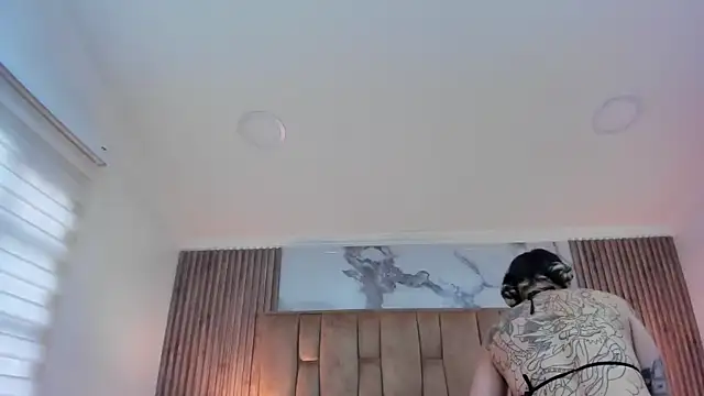 Czat XXX na żywo – Naughty_Kittenm