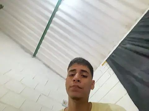 Živý XXX chat Max_TheHorseDick