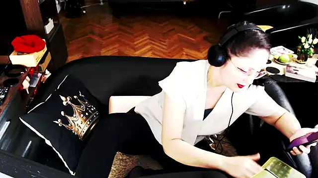 Chat XXX en directo de Imperatriza