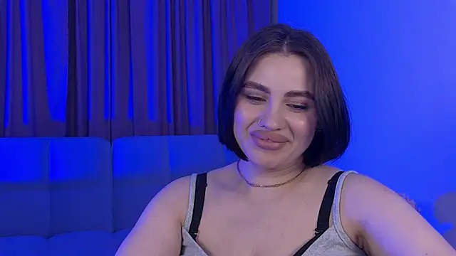 دردشة AdrianaToress الجنسية المباشرة