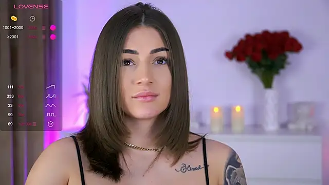AishaSins Adlı Modelin Canlı XXX Sohbeti