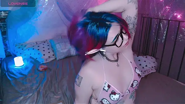 candy_lina Adlı Modelin Canlı XXX Sohbeti
