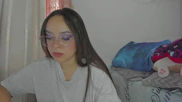 HARLEYNAPIERn Live XXX chat