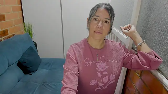 دردشة Penelope47 الجنسية المباشرة