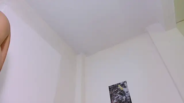 Aitanha_ Adlı Modelin Canlı XXX Sohbeti