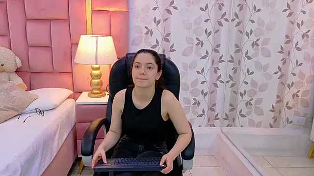 دردشة ArianaFranco الجنسية المباشرة