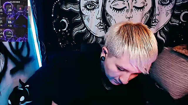 Marieblueeyes' Webcam Show