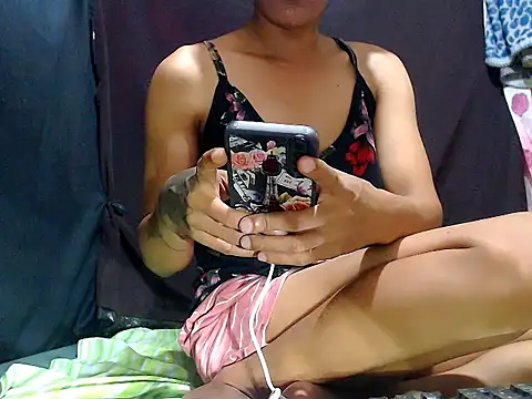 AwesomeMistress_Bigcock's Webcam Show