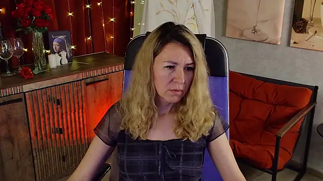 Онлайн чат XXX DonnaSmitth