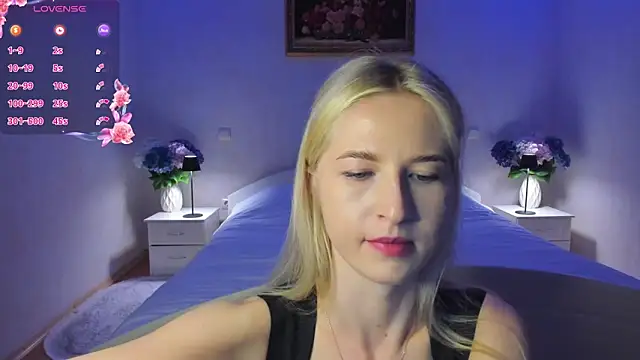 Julie_Blaze's Live XXX Chat