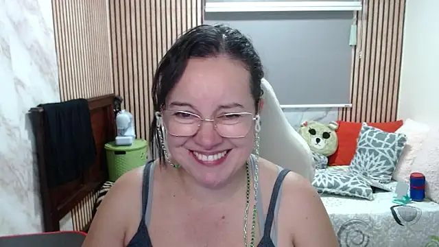 Sonialorens_ Live XXX-chat