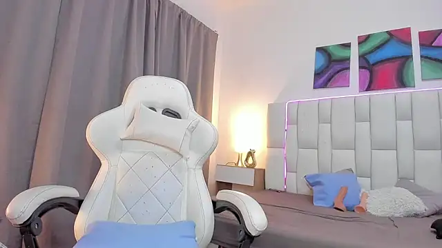 SaraWatsonn Chat XXX live