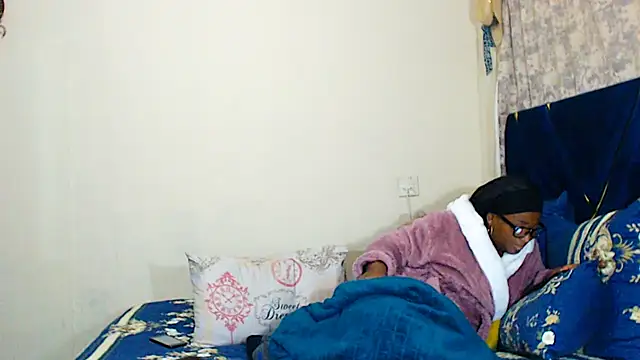 veronica1xxx 라이브 XXX 채팅