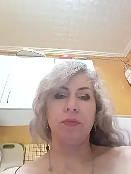 Chat +18 de TaynaSecret ao vivo