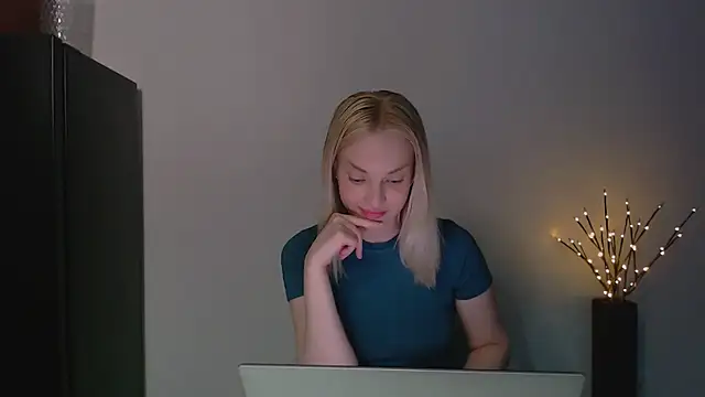 Czat XXX na żywo – Lia_noo_regrets