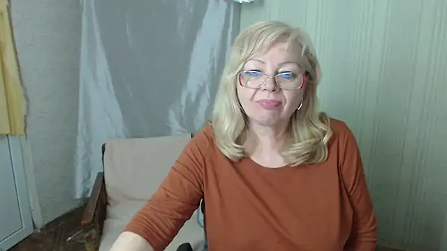 LavandaMay Chat XXX live