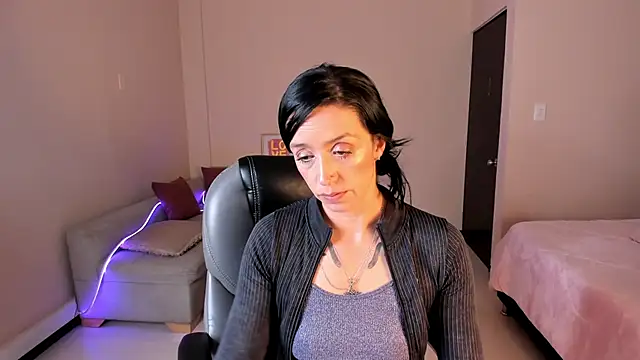 Kristen_Garner Chat XXX live