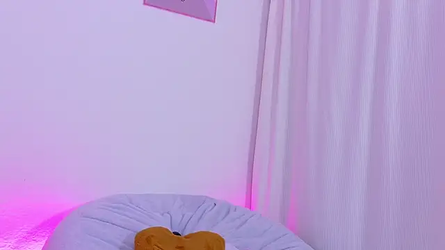 AlynAllen 现场XXX聊天