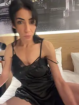 عرض كام Yasmiinee
