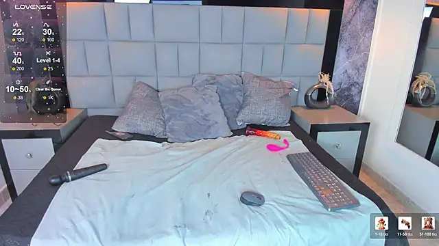 Your_Lady_Milf's Live XXX Chat