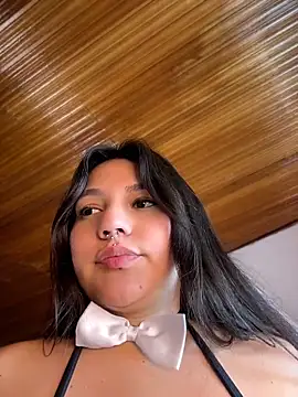 Chat XXX ao vivo de emily_gv1