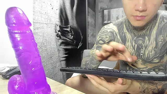 Chat XXX Live Gury_tattoo