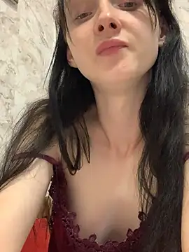 Mila_Stars élő XXX-chatje