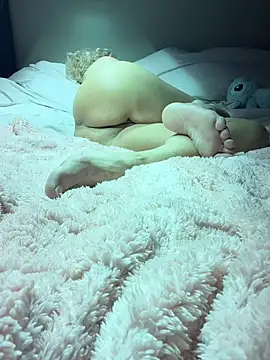 dutchpinklady élő XXX-chatje