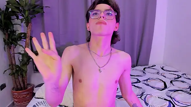 eliot_winslow: вебкам-шоу