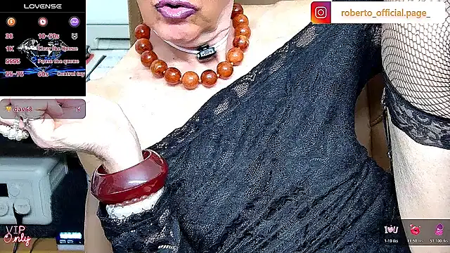 Show modela ROBY_SWEETHOT na web-kameri