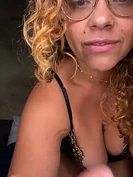 Show de Chloe_Leaozinho na webcam