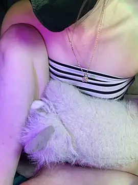 Myrna79 网络视讯表演