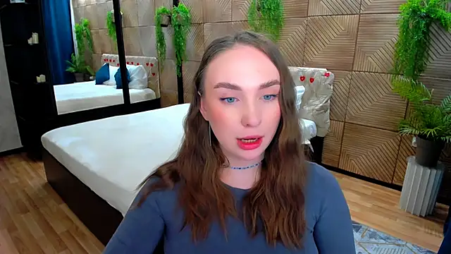 TrueReincarnation Chat XXX in diretta