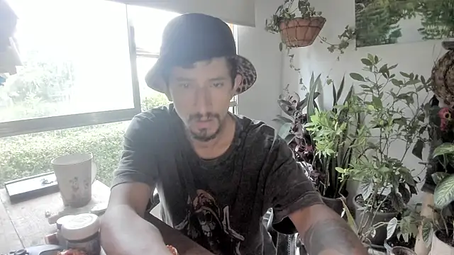 Chat +18 de sexnherbs ao vivo