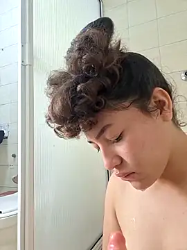 meganrousx Chat XXX in diretta