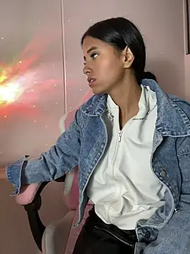 XXX chat uživo modela CELESTE_-EC