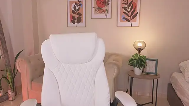 XXX chat uživo modela DahianaWalcott