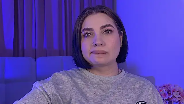 AdrianaToress Adlı Modelin Canlı XXX Sohbeti