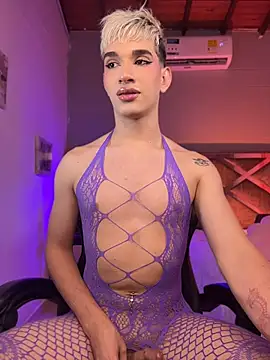 Cherry_zayden_'s Live XXX Chat
