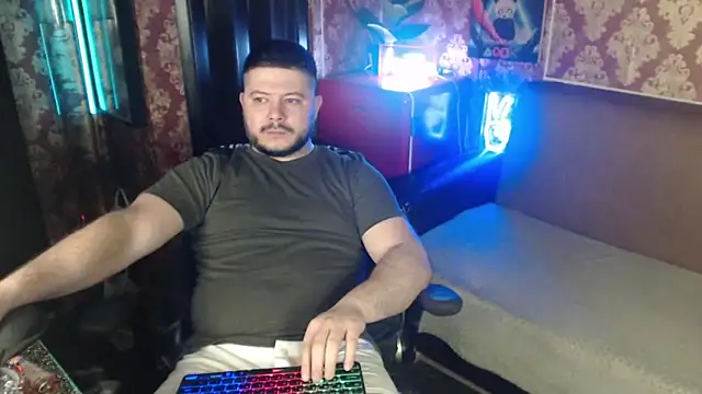 thor_master Chat XXX live