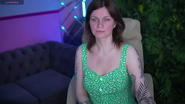 Вебкам-шоу TinaMelt