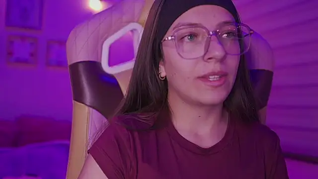 Chat XXX en directo de milly_kenner