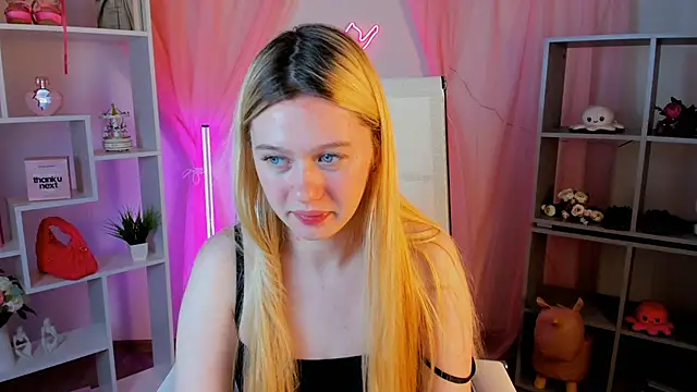 XXX chat uživo modela CelestineMauriac