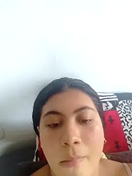 nefera03's Live XXX Chat