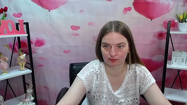 FreyaDak Chat XXX in diretta